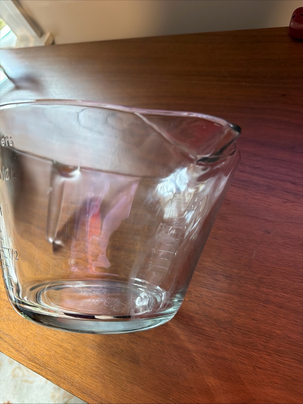 Pampered Chef Clear Glass Mixing Bowl with Measuring Marks 8 cup w lid - Picture 7 of 14